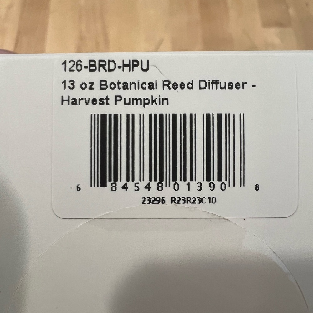 ROSY RINGS Botanical Reed Diffuser - Harvest Pumpkin. Unopened! - Picture 3 of 4